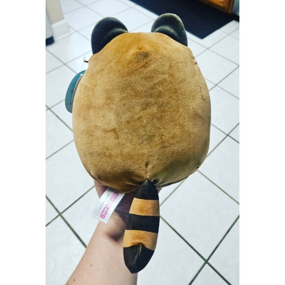2024 Squishmallows 8" Adopt Me! Tanuki Plush - Picture 2 of 7